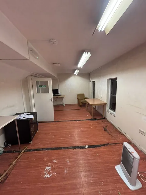 Asbestos artex removal from plasterboard walls in Elephant & Castle
